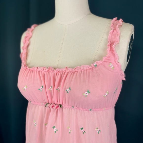 Vintage Y2K 2004 Victoria’s Secret Babydoll Embroidered Lettuce Hem Night Top - Picture 3 of 5